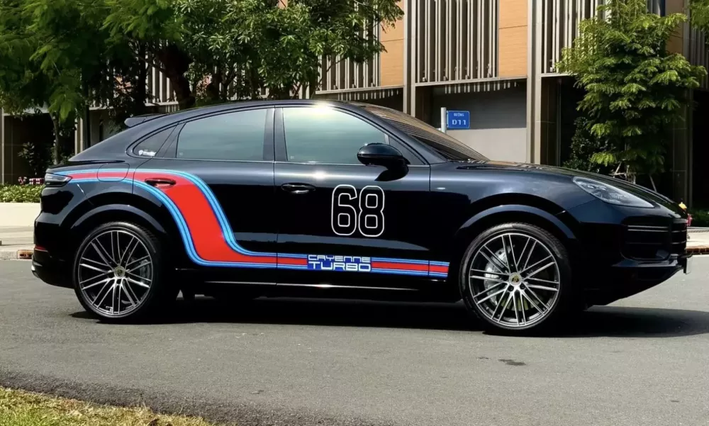 Sở hữu 1 dàn xe Porsche "2 cửa", doanh nhân Hà Nội lần đầu tậu Cayenne nhưng là bản Turbo